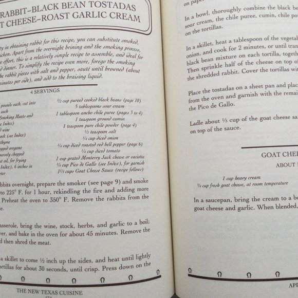 Texas Gourmet Cookbook Vintage 1993 1st Edition - Picture 9 of 10